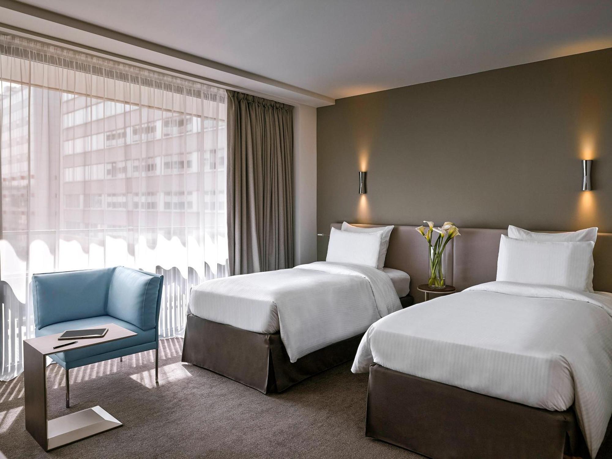 Hotel Pullman Paris Tour Eiffel Esterno foto