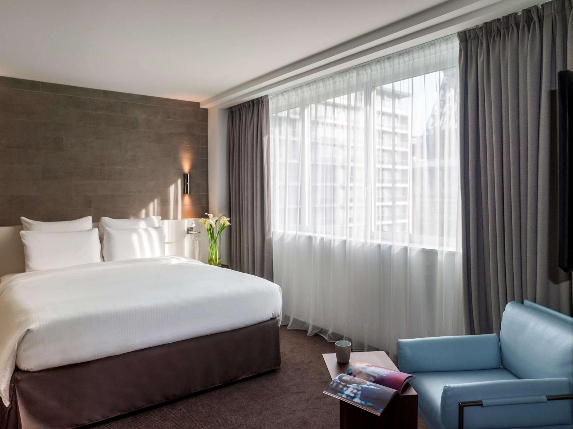 Hotel Pullman Paris Tour Eiffel Esterno foto