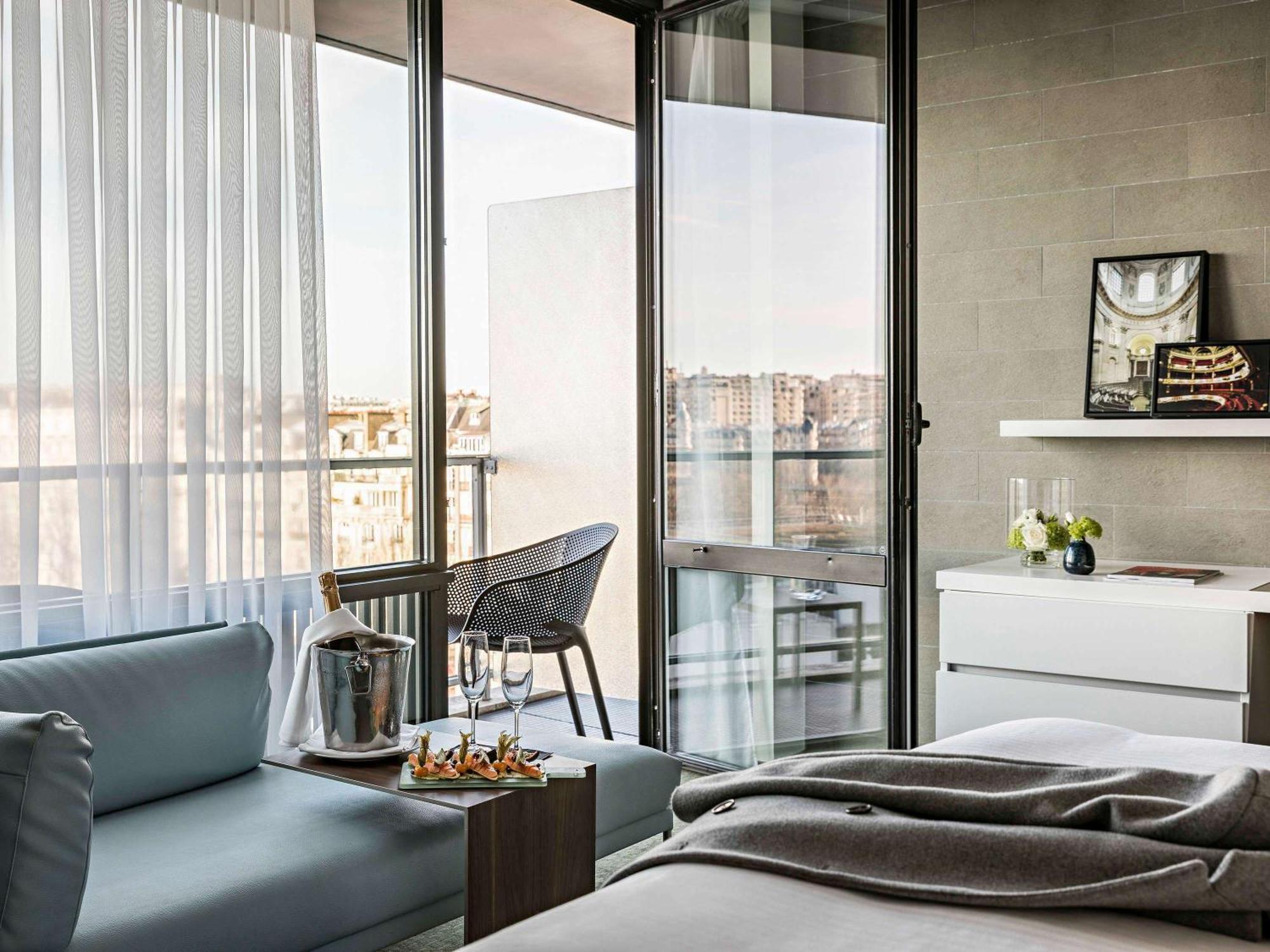 Hotel Pullman Paris Tour Eiffel Esterno foto